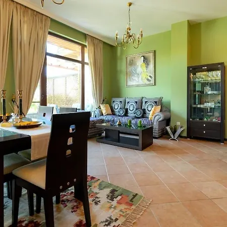 Luxury 2 Bedroom In Sozopolis * سوزوبول