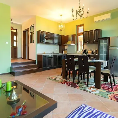 فيلة Luxury 2 Bedroom In Sozopolis سوزوبول