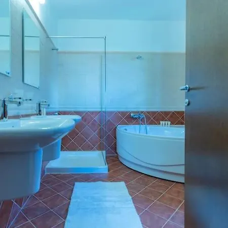 فيلة Luxury 2 Bedroom In Sozopolis سوزوبول