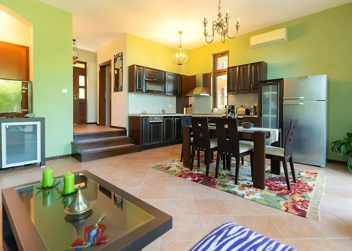 فيلة Luxury 2 Bedroom In Sozopolis سوزوبول